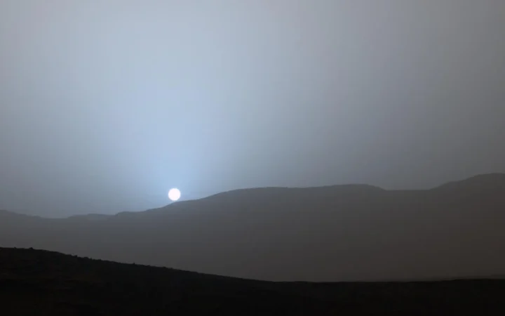Curiosity recorded this sunset in Gale crater on April 15, 2015