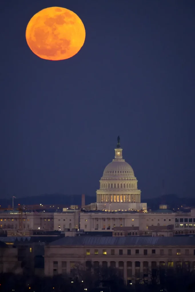 Full Moon above the U.S. Capitol in February 2012, a context image for lunar orbital motion